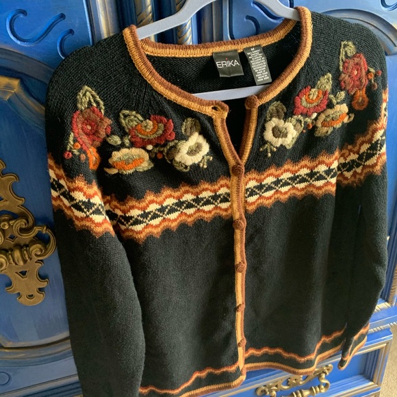 Erika Sweaters - Vintage ERIKA Womens Sweater Cardigan Floral Med